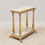 688189 Console table